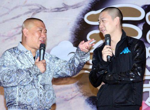 娱乐吃瓜曹云金,从相声大师到娱乐吃瓜，他的蜕变之路
