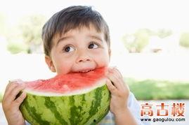 娱乐吃瓜小菠萝小说,小菠萝的吃瓜日常