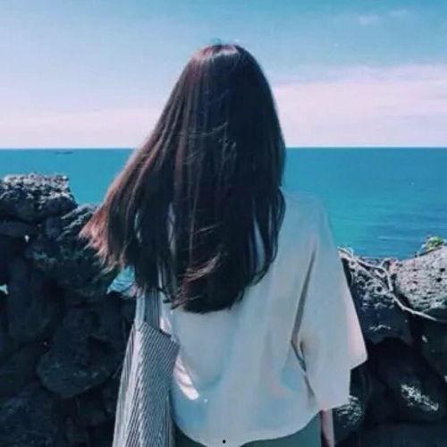 娱乐吃瓜酱背影头像女,揭秘娱乐吃瓜酱背后的神秘女生