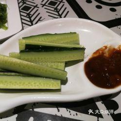 娱乐吃瓜酱有人在吃烧烤,娱乐吃瓜酱现场直播吃烧烤瞬间