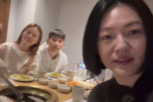 娱乐吃瓜姐买鸭子视频,揭秘网红日常幕后趣事