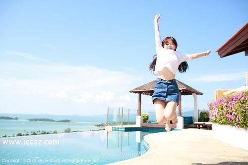 娱乐吃瓜酱跳伞小说,空中奇遇记