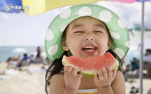 娱乐吃瓜君小团团,娱乐吃瓜界的“瓜王”传奇