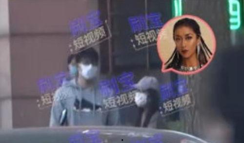 娱乐吃瓜男歌手恋情,吃瓜男歌手恋情曝光，揭秘甜蜜背后的故事